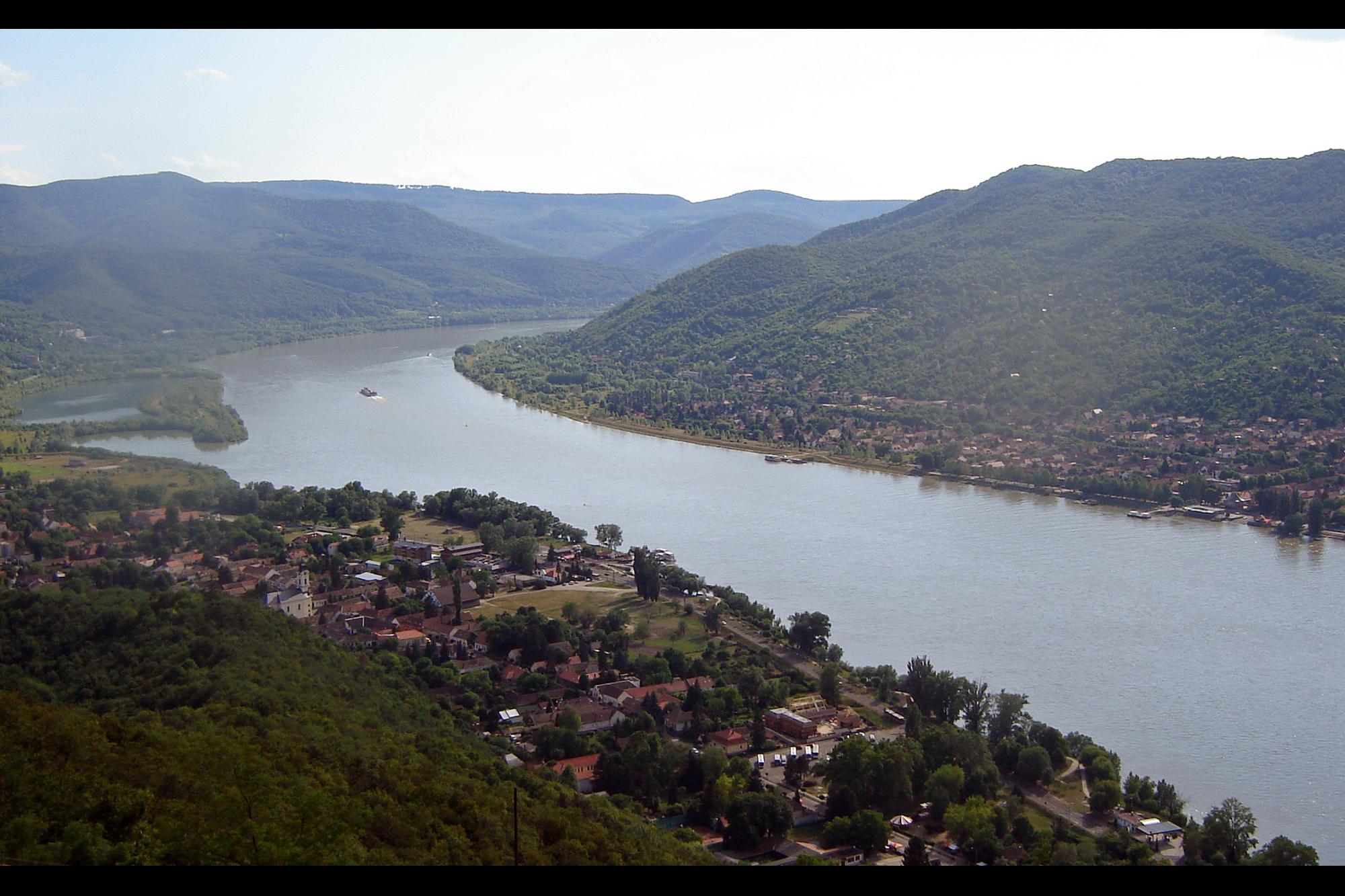 Excursion Al Recodo Del Danubio